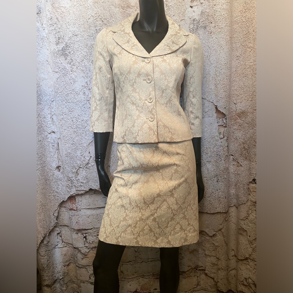 Ann Taylor Cream Retro Damask 2 Piece Suit